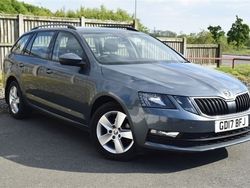 Grey Used 2017 Skoda Octavia SE Estate | £10,495 (Fair price)