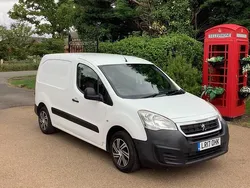 White Used 2017 Peugeot Partner MPV | £2,950 (Super price)