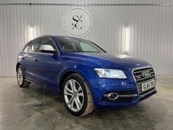 Blue Used 2014 Audi SQ5 SUV | £19,495 (Fair price)