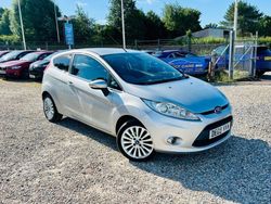 Silver Used 2009 Ford Fiesta Titanium Hatchback | £2,695 (Fair price)