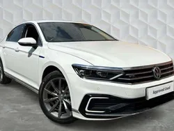 White Used 2020 VW Passat Advance Sedan | £16,250 (Fair price)
