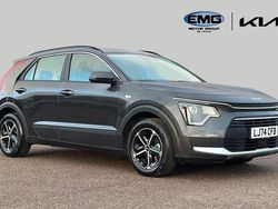 Grey Used 2025 Kia Niro SUV | £22,895 (Super price)