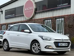White Used 2017 Hyundai i20 SE Hatchback | £7,290