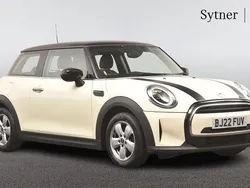 White Used 2022 Mini Cooper Classic Hatchback | £17,000 (Fair price)