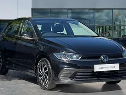 Deep black pearlescent Used 2022 VW Polo Life Hatchback | £15,209 (Fair price)