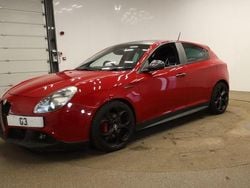 Red Used 2015 Alfa Romeo Giulietta Quadrifoglio Verde Hatchback | £5,995 (Fair price)