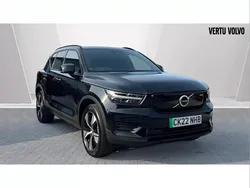 Black Used 2022 Volvo XC40 SUV | £26,988 (Good price)