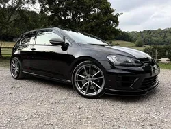 Black Used 2016 VW Golf VII R Hatchback | £13,995 (Fair price)