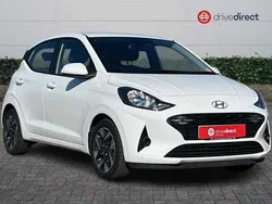 White Used 2024 Hyundai i10 Advanced Hatchback | £12,350 (Good price)