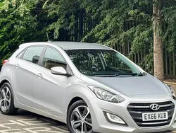 Silver Used 2016 Hyundai i30 SE Hatchback | £7,295 (Fair price)
