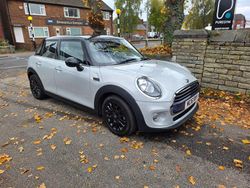 Silver Used 2016 Mini Cooper Hatch Hatchback | £8,900 (Fair price)