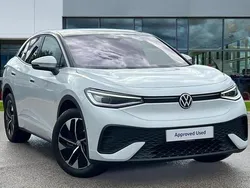 Glacier white metallic black Used 2025 VW ID.5 Pro SUV | £32,299 (Fair price)