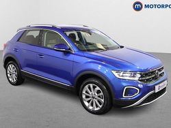 Used 2025 VW T-Roc Style SUV | £21,049 (Good price)