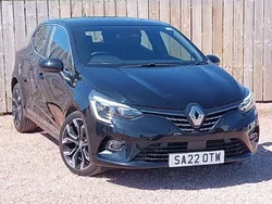 Black Used 2022 Renault Clio V SE Hatchback | £14,698 (Fair price)