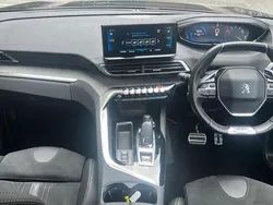 Black Used 2021 Peugeot 3008 Premium SUV | £22,413 (A bit pricey)