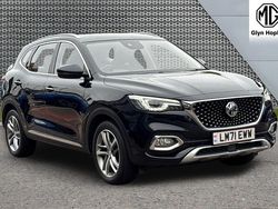 Black Used 2021 MG HS Exclusive SUV | £14,714 (Fair price)