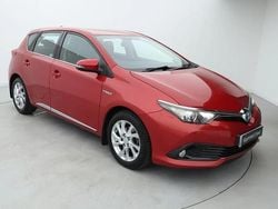 Red Used 2017 Toyota Auris Hybrid Hatchback | £11,499 (Fair price)