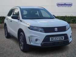 White Used 2023 Suzuki Vitara SUV | £13,150 (Super price)