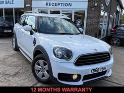 White Used 2018 Mini Cooper D Countryman SUV | £11,655 (Fair price)