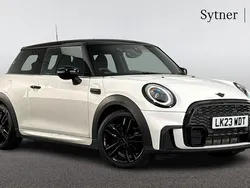 White Used 2023 Mini Cooper Hatch Hatchback | £22,500 (Fair price)