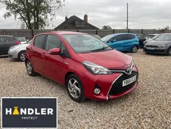 Red Used 2016 Toyota Yaris Hybrid Hatchback | £7,150