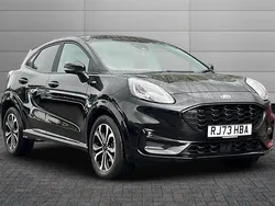 Agate black Used 2023 Ford Puma Gen-E ST-Line Hatchback | £18,299 (Fair price)