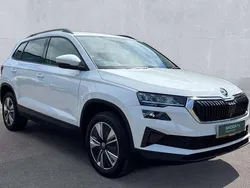 White Used 2024 Skoda Karoq SE Drive SUV | £21,134 (Good price)