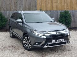 Grey Used 2019 Mitsubishi Outlander SUV | £15,898 (Fair price)