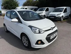 White Used 2016 Hyundai i10 SE Hatchback | £6,999 (Fair price)