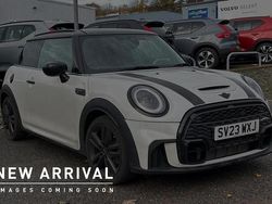 White Used 2023 Mini Cooper S Comfort Hatchback | £23,000 (Fair price)