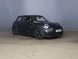 Black Used 2023 Mini Cooper Hatch Hatchback | £21,945 (Fair price)