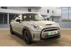 Used 2021 Mini Cooper SE Hatch Hatchback | £11,995 (Fair price)