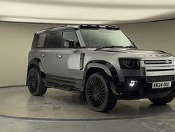 Grey Used 2024 Land Rover Defender SE Dynamic SUV | £75,000