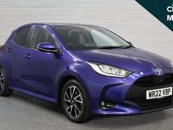 Blue Used 2022 Toyota Yaris Hybrid Design | £17,059 (Super price)