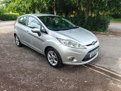 Silver Used 2011 Ford Fiesta Zetec Hatchback | £2,299 (Fair price)