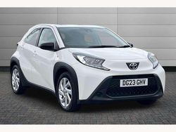 White Used 2023 Toyota Aygo PURE Hatchback | £14,500 (Fair price)