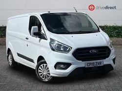 White Used 2019 Ford Transit Custom Trend Van | £12,401 (Fair price)