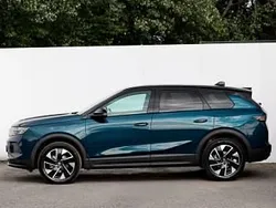 Blue New 2025 Vauxhall Grandland X SUV | £29,998 (Fair price)