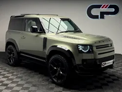 Green Used 2022 Land Rover Defender SE SUV | £53,995 (Fair price)
