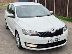 White Used 2015 Skoda Rapid SE Hatchback | £7,500 (Fair price)