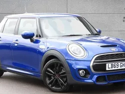 Starlight blue Used 2019 Mini Cooper S Sport Hatchback | £18,650 (Fair price)