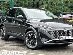 Black New 2025 Nissan Qashqai N-Connecta SUV | £29,350