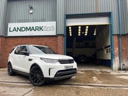 White Used 2019 Land Rover Discovery 5 HSE Dynamic SUV | £26,475 (Good price)