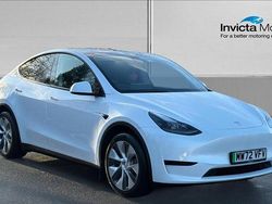 Solid white Used 2022 Tesla Model Y RWD SUV | £22,250 (Fair price)
