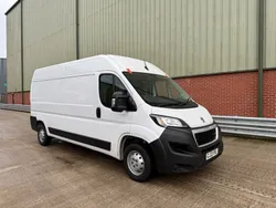 White Used 2023 Peugeot Boxer Premium Van | £15,799 (Good price)