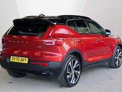 Fusion red Used 2020 Volvo XC40 R-Design Pro SUV | £25,990 (Expensive)