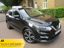 Metallic black Used 2017 Nissan Qashqai N-Connecta SUV | £8,490 (Fair price)