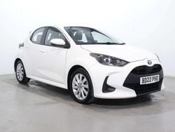 White Used 2022 Toyota Yaris Hybrid Hatchback | £10,417 (Super price)