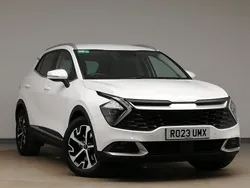 White Used 2023 Kia Sportage 3 SUV | £23,998 (Fair price)