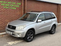 Silver Used 2005 Toyota RAV4 Estate | £2,495 (Fair price)